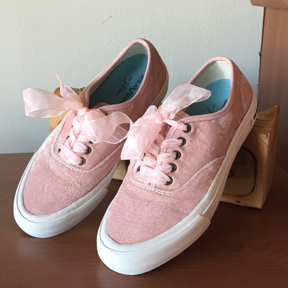 SeaVees for J.Crew - Picture 1 of 6